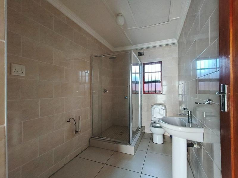 To Let Commercial Property for Rent in Mthata Eastern Cape